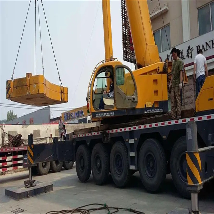 高要当地吊车出租|机器吊装|75吨|工厂搬迁服务